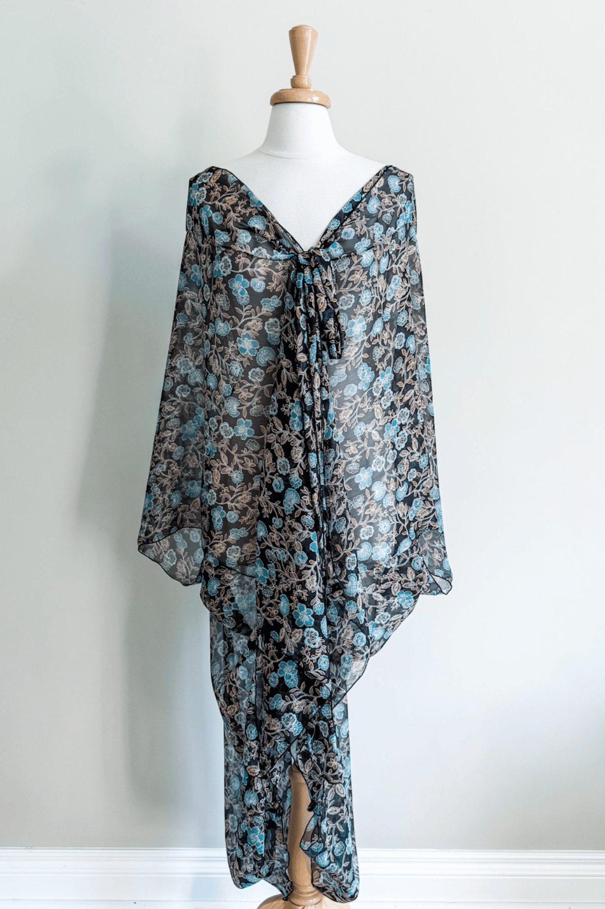 Mariposa Kaftan in Turquoise Blossom print