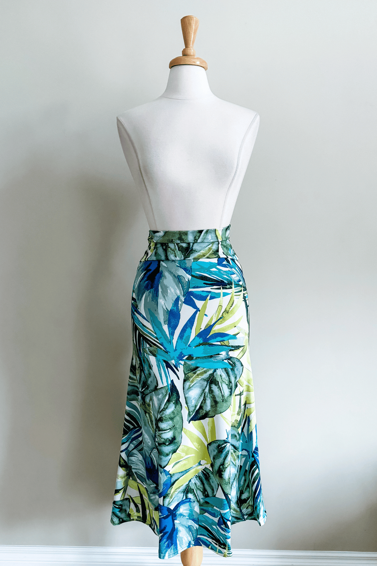 Diane Kroe Wear-Ever Skirt Dress in Coastal Palm
