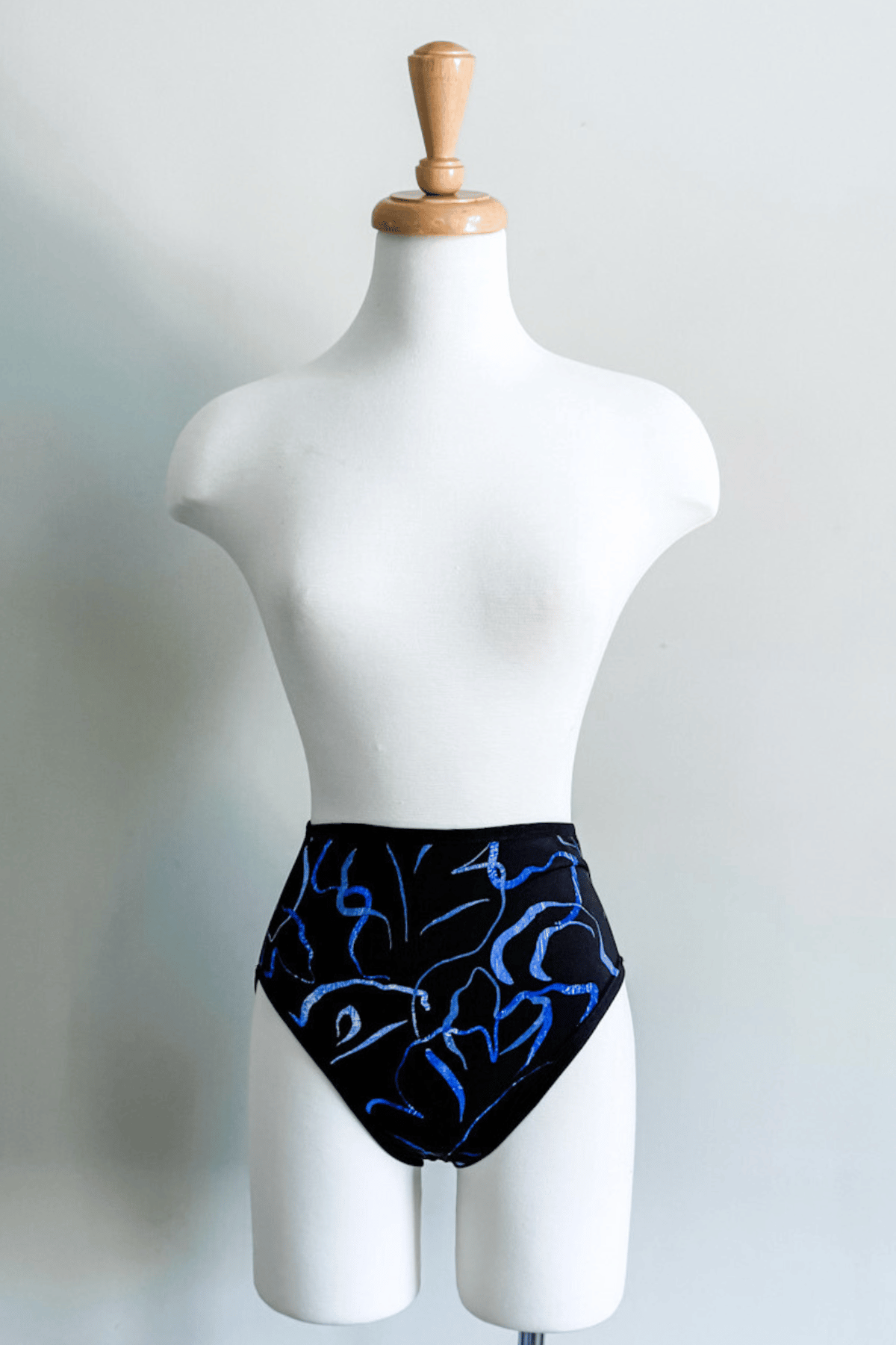 Reversible Bikini Brief in Blue Ribbon print