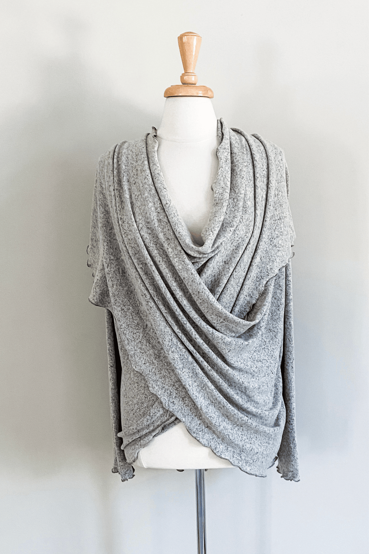 Versa Wrap in Grey Mix color from Diane Kroe