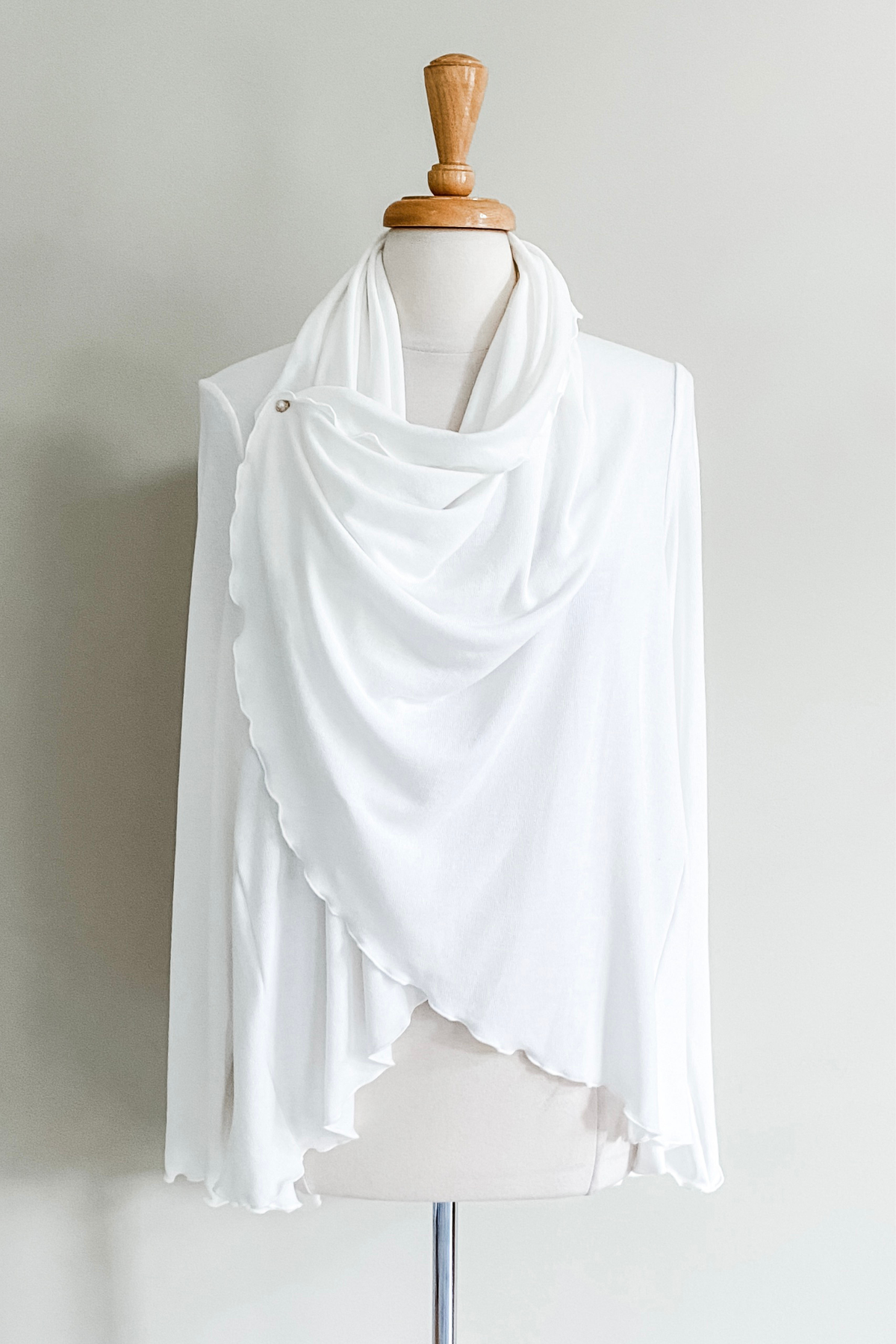 Infinity Flow Travel Cardigan in White color from Diane Kroe