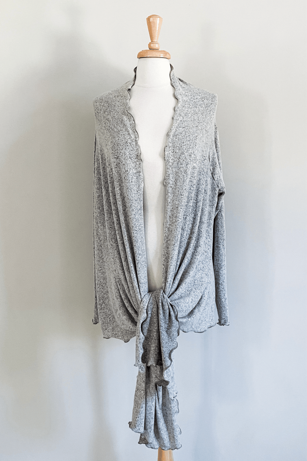 Versa Wrap in Grey Mix color from Diane Kroe
