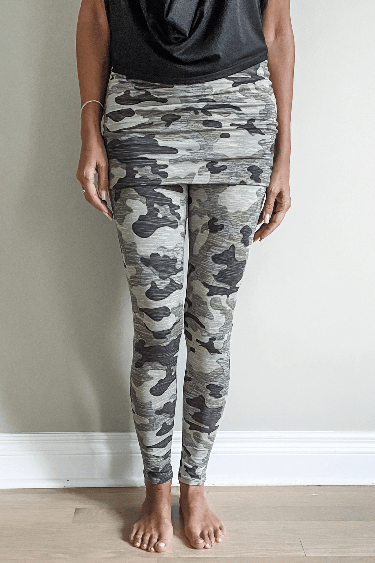 Travel Tights Khaki Camo Fall 2023 Collection from Diane Kroe