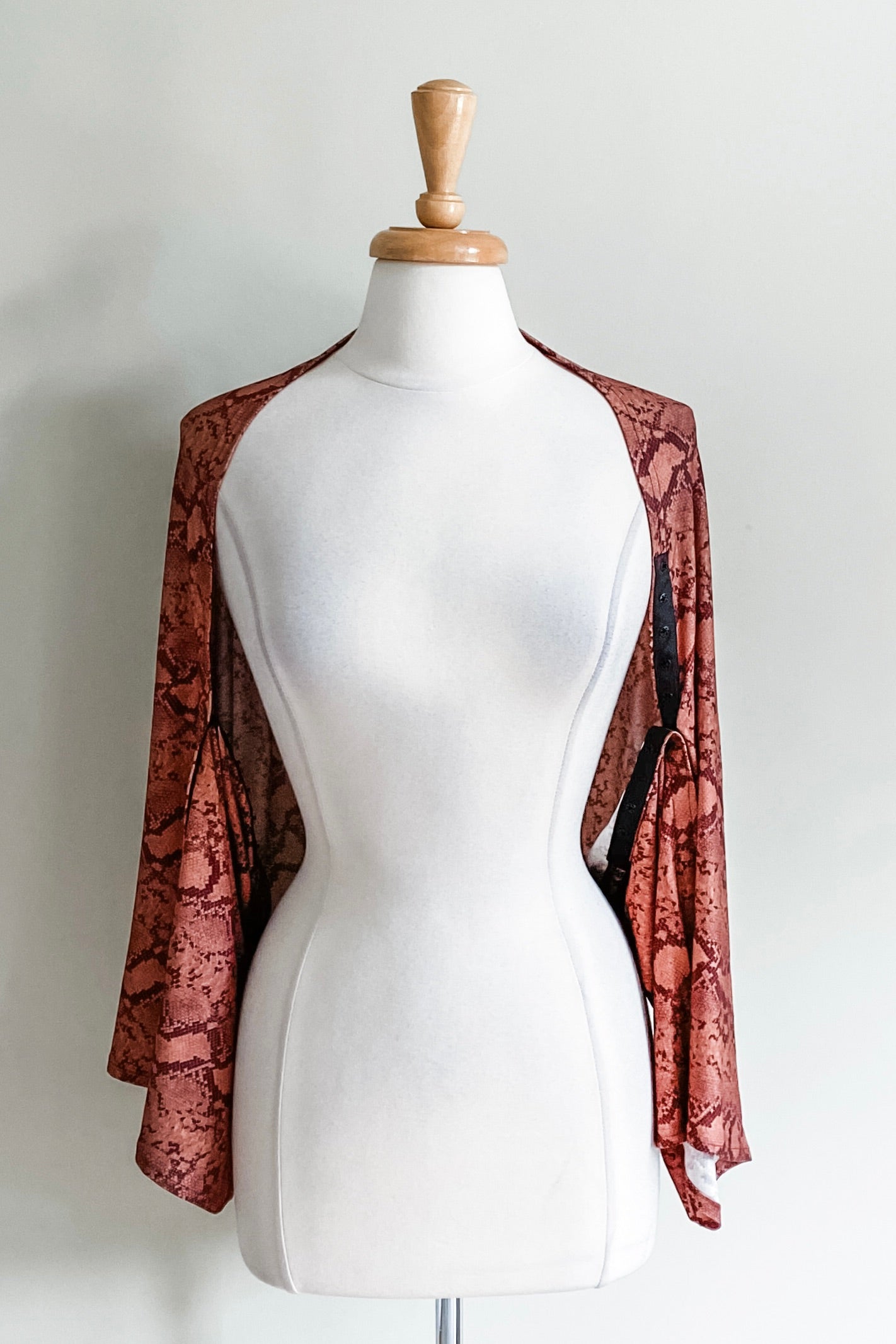 Diane Kroe Summer Trunk Show 2023 - Carry-On Cozy EcoVero