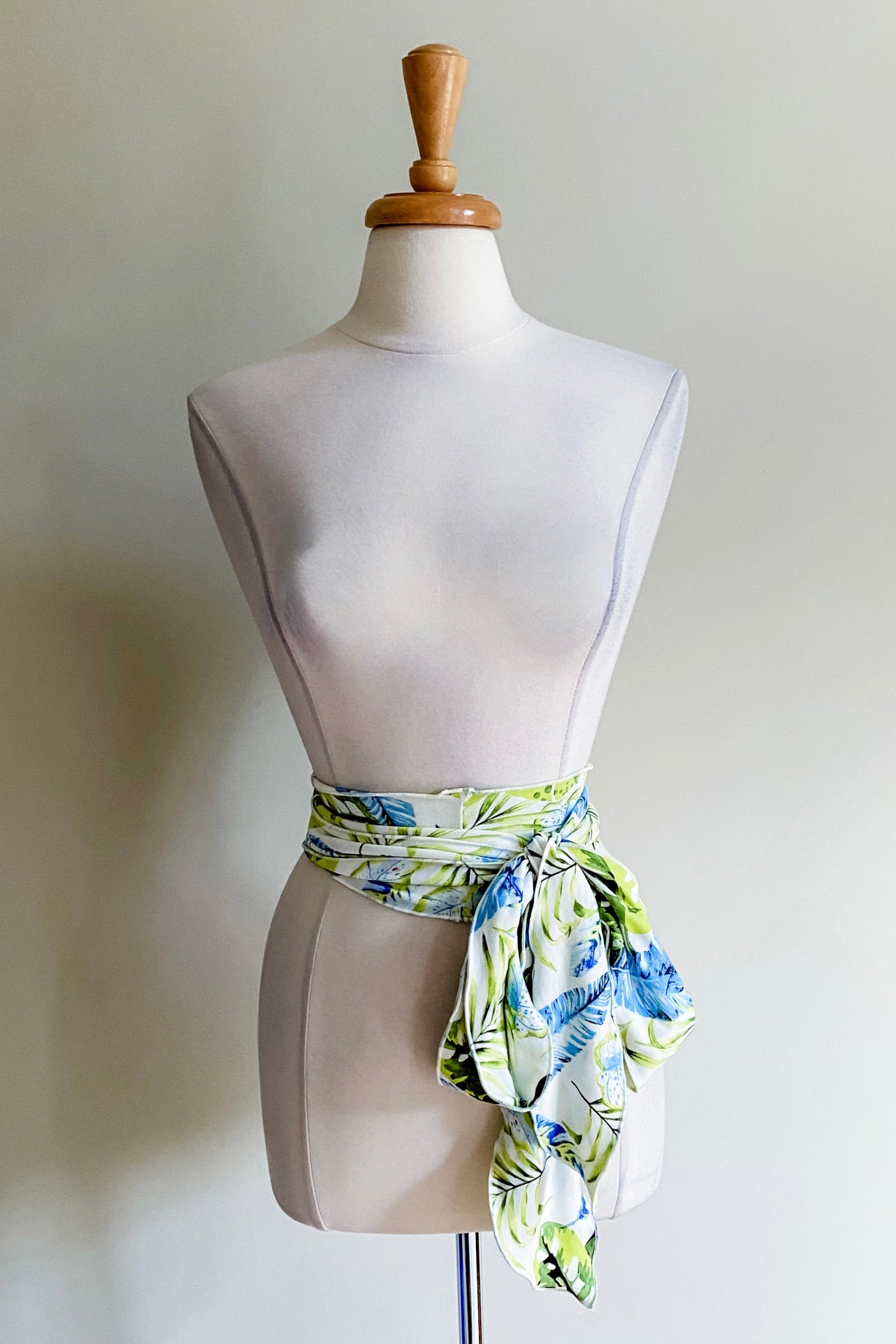 Diane Kroe Summer Trunk Show 2023 -  Sash Caribbean