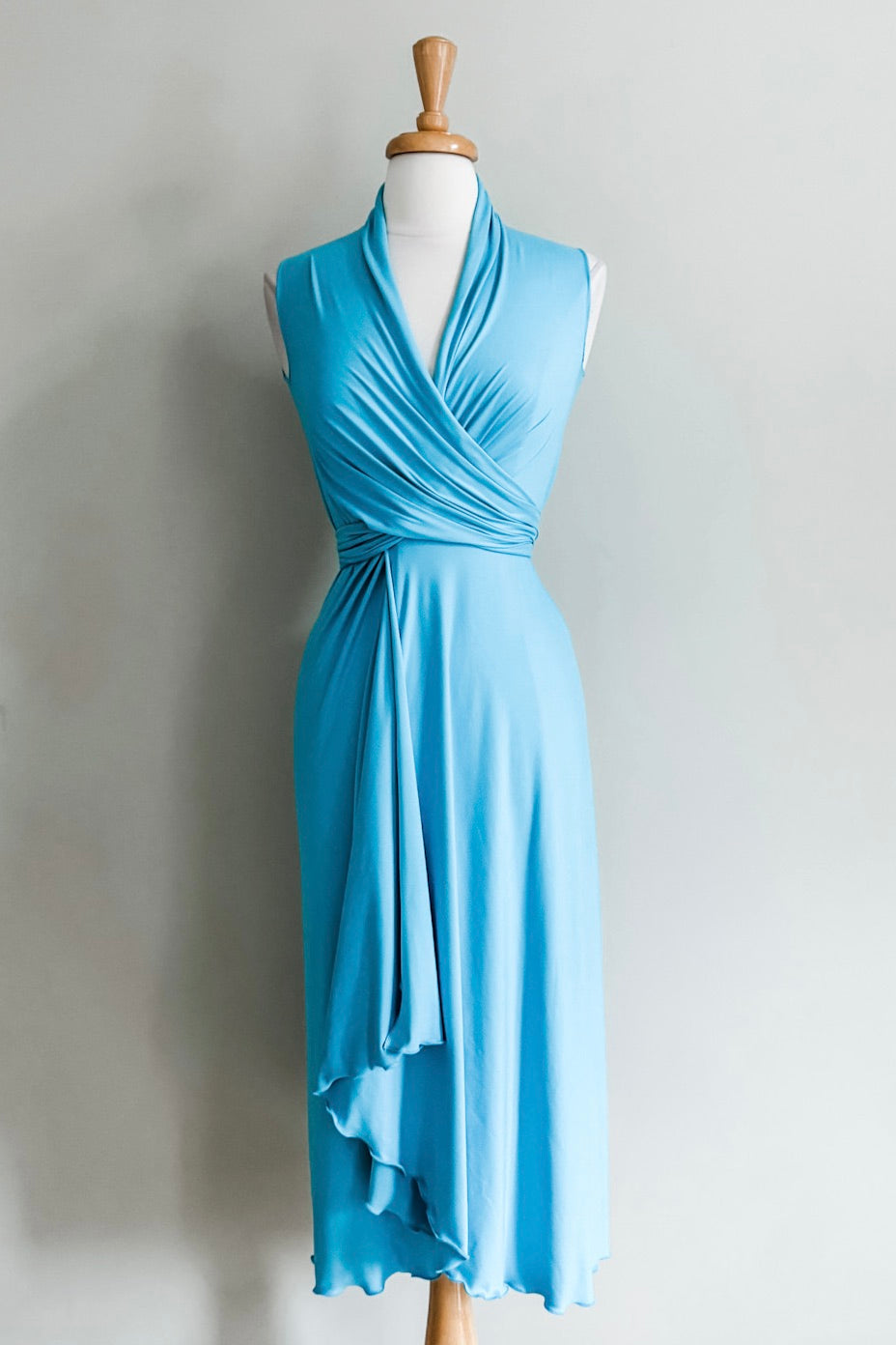 Travel light: how many ways can you wear this Diane Kroe dress? - Auburn  Lane