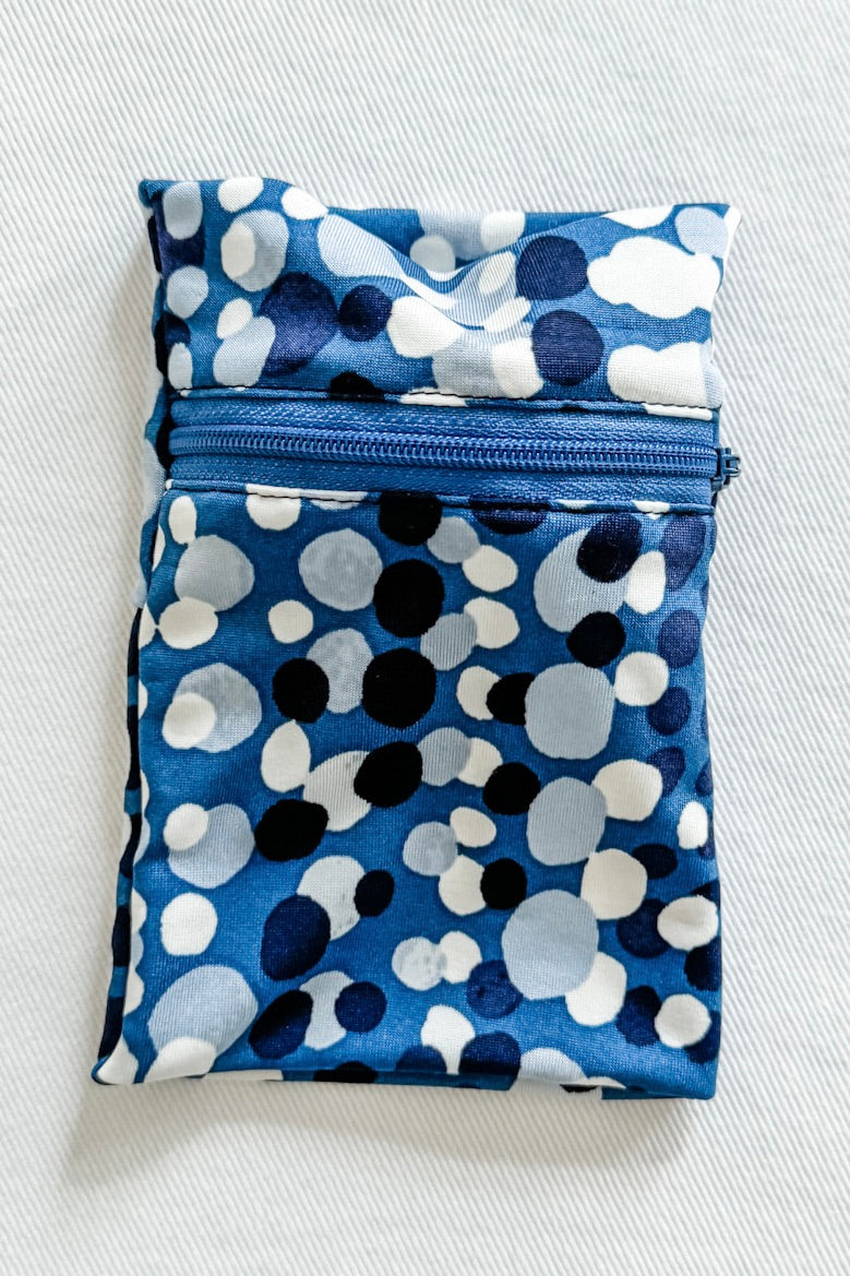 Safety Sleeve in Blue Bubble print