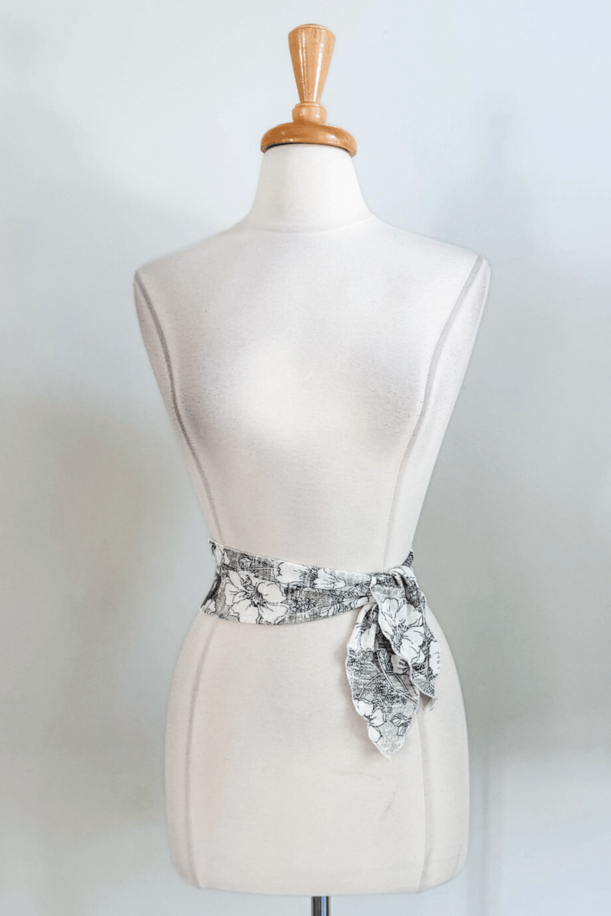Floral Sand Tie in Santorini Fabric from Diane Kroe