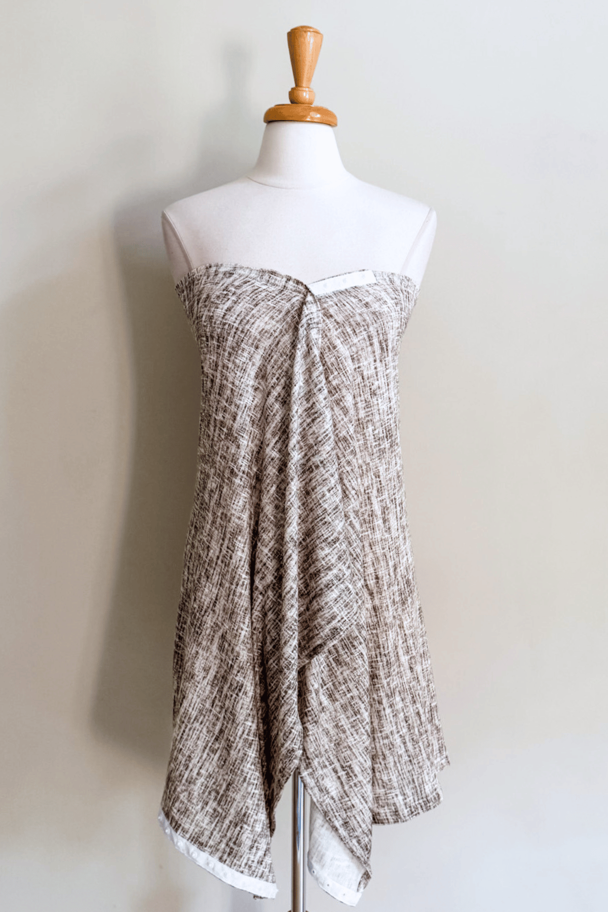 Carry-on Cozy in Sand Linen print from Diane Kroe