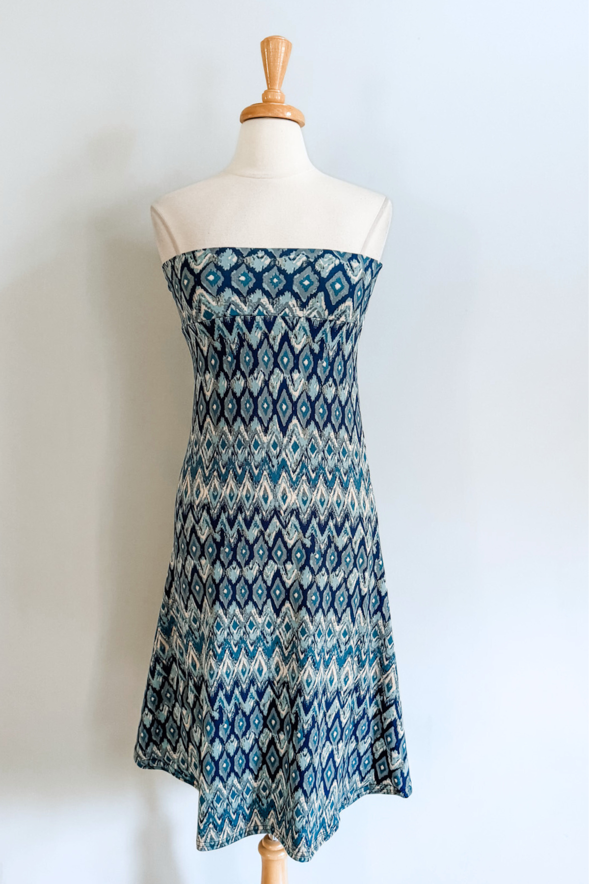 Wear-Ever Dress | Blue Flame Stitch
