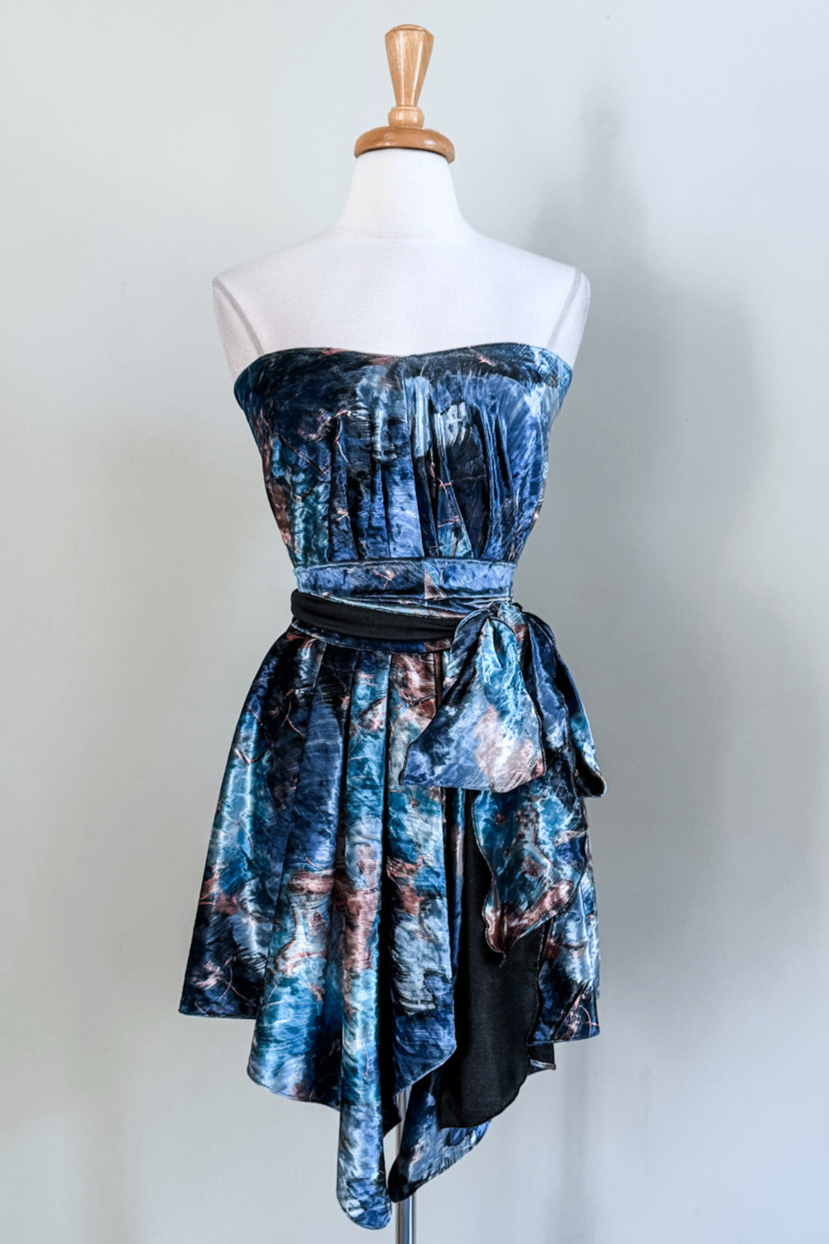 Blue marble-patterned Endless dress from Diane Kroe