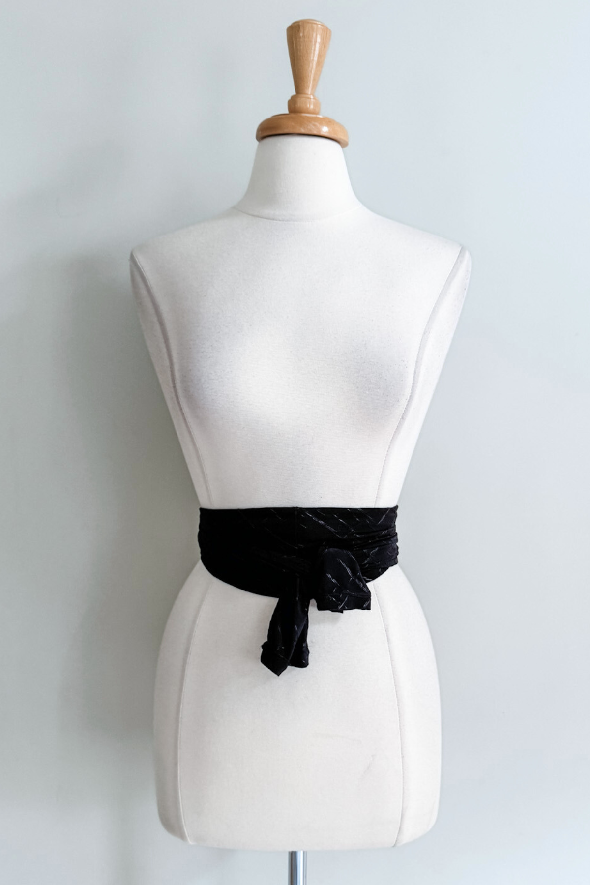Sleeve Sash | Black Jaquard