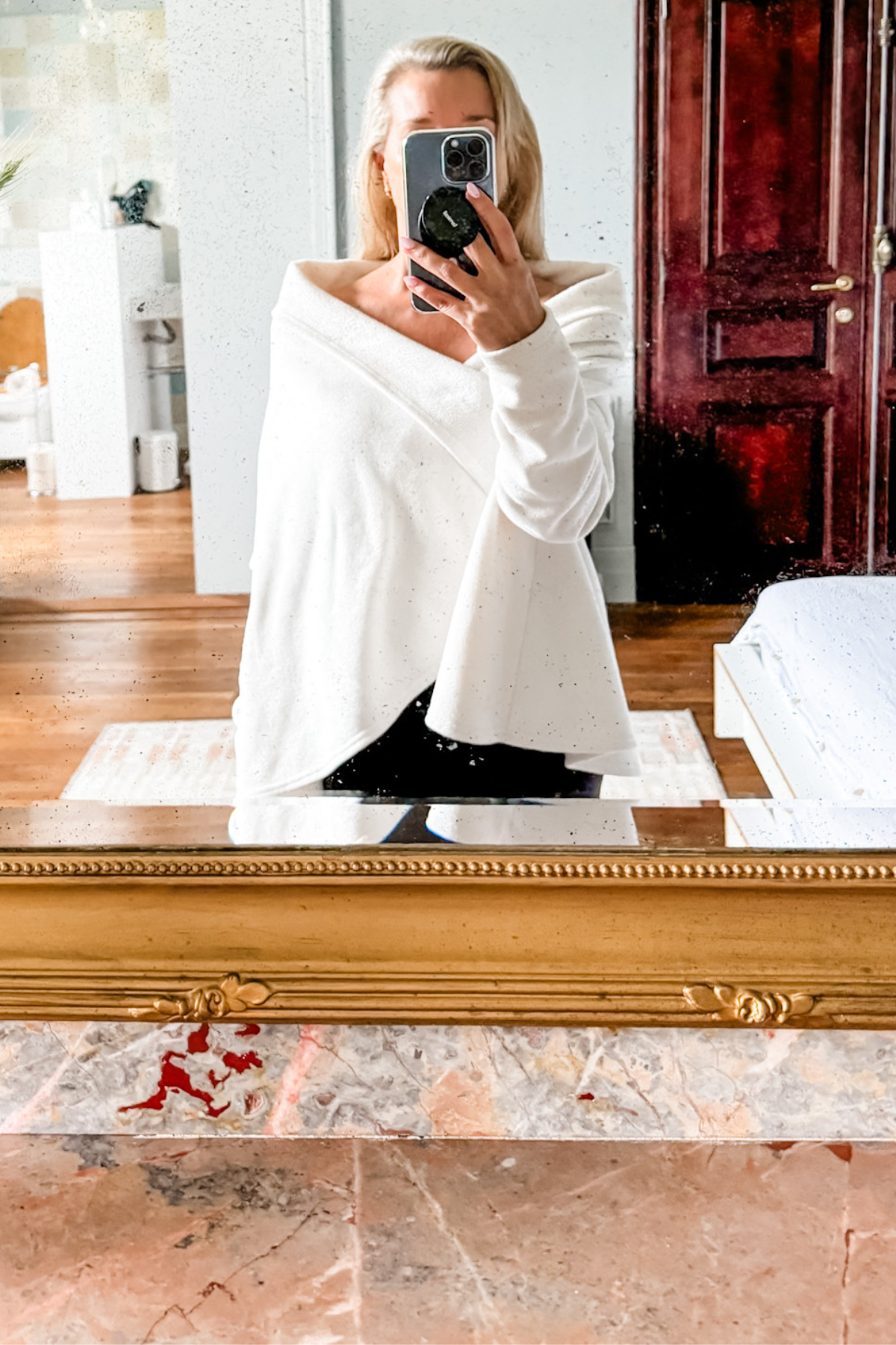 Glacier Fleece Wrap in Ivory color from Diane Kroe