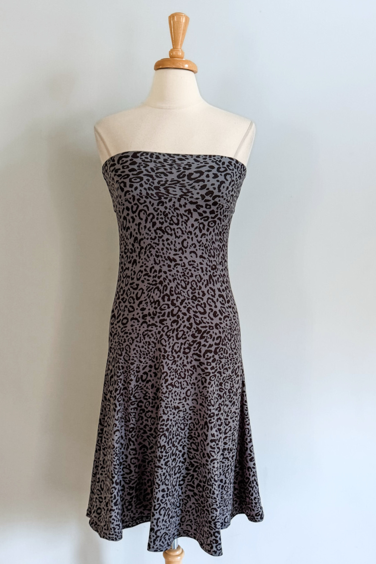Wear-Ever Dress | Luxe Leopard Grey