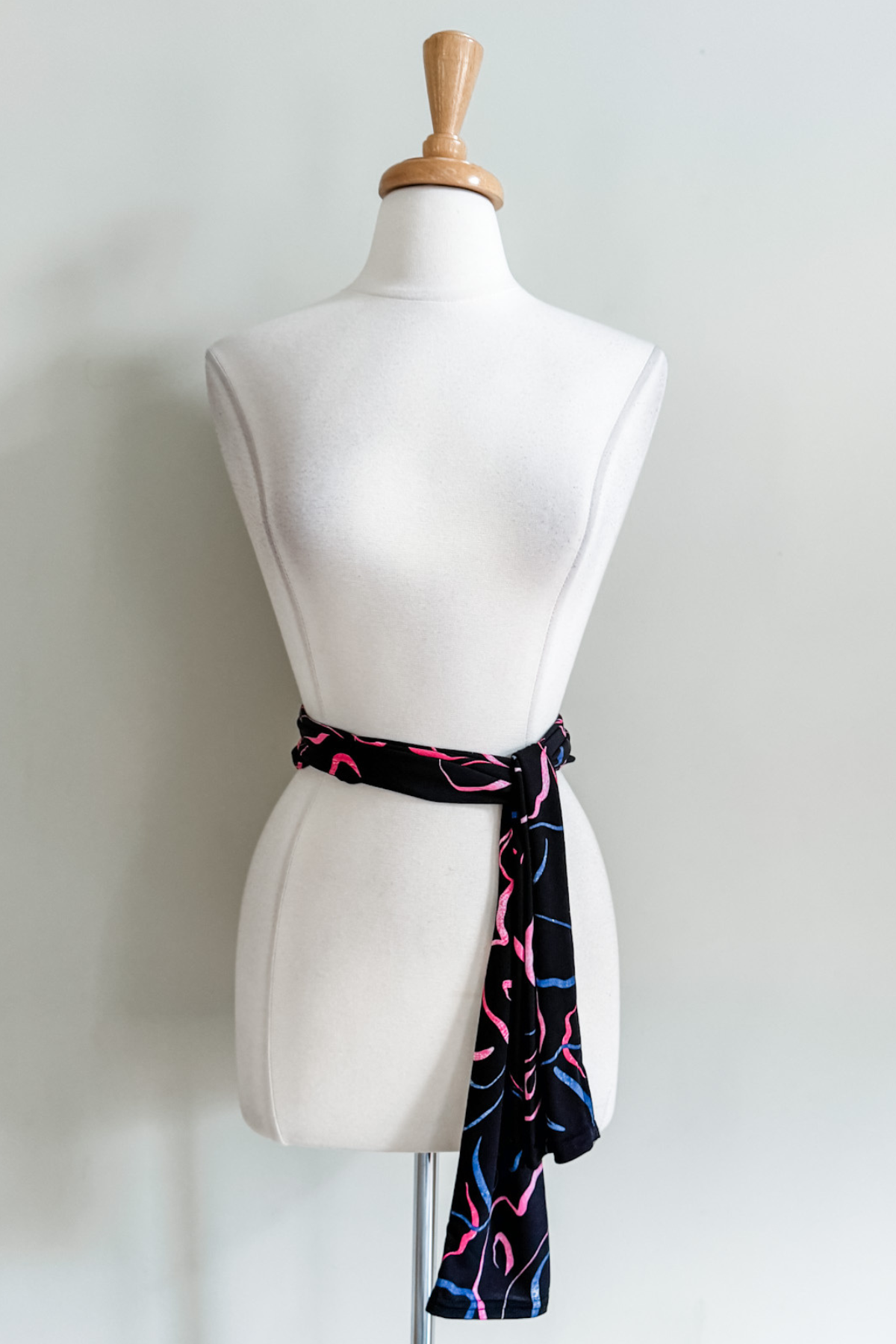 Freedom Sleeve | Red Ribbon