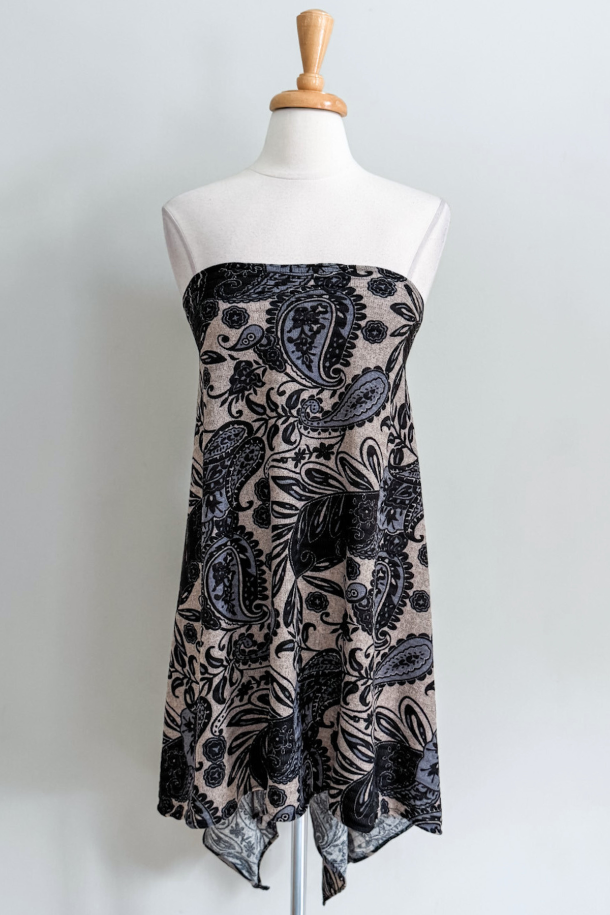 Diane Kroe Endless dress in blue Spain print.