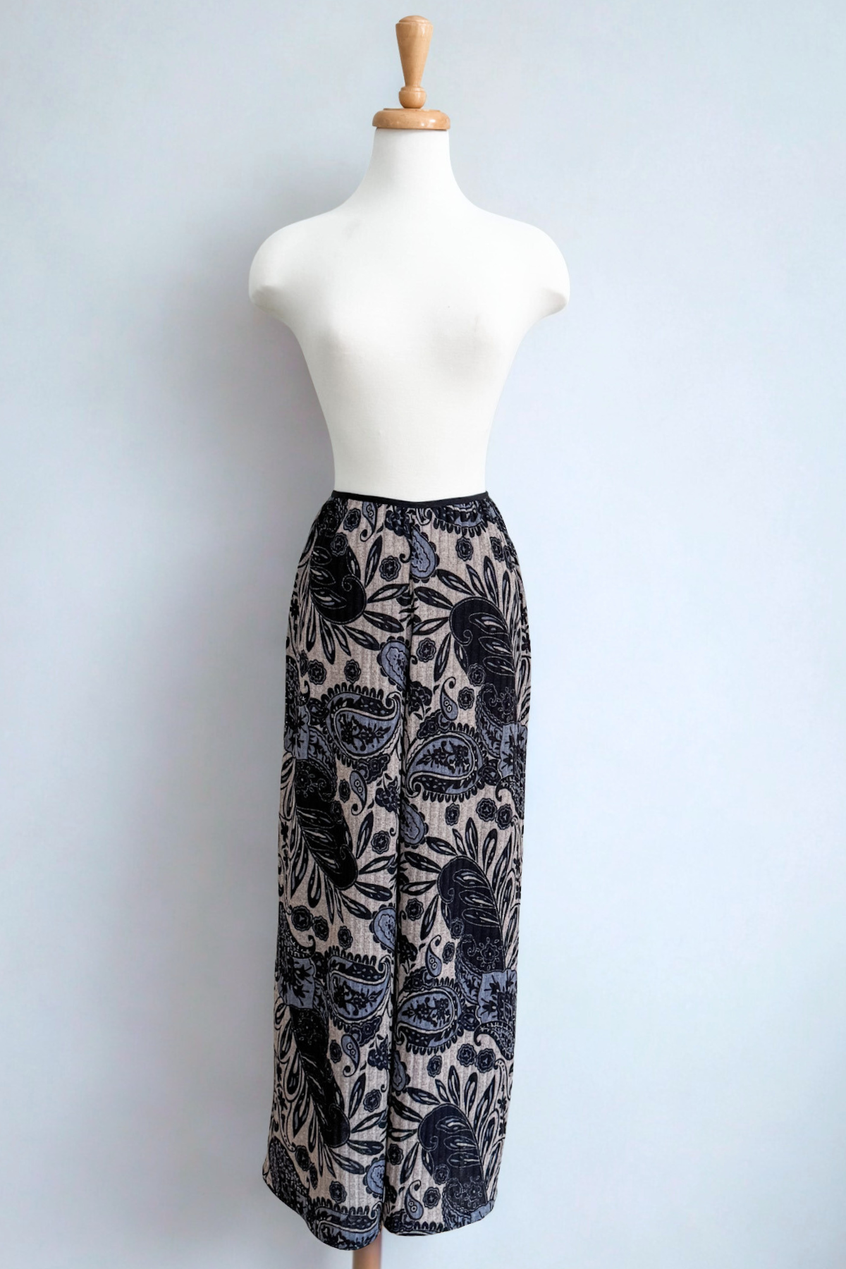 Diane Kroe PJ pants in blue Spain print.