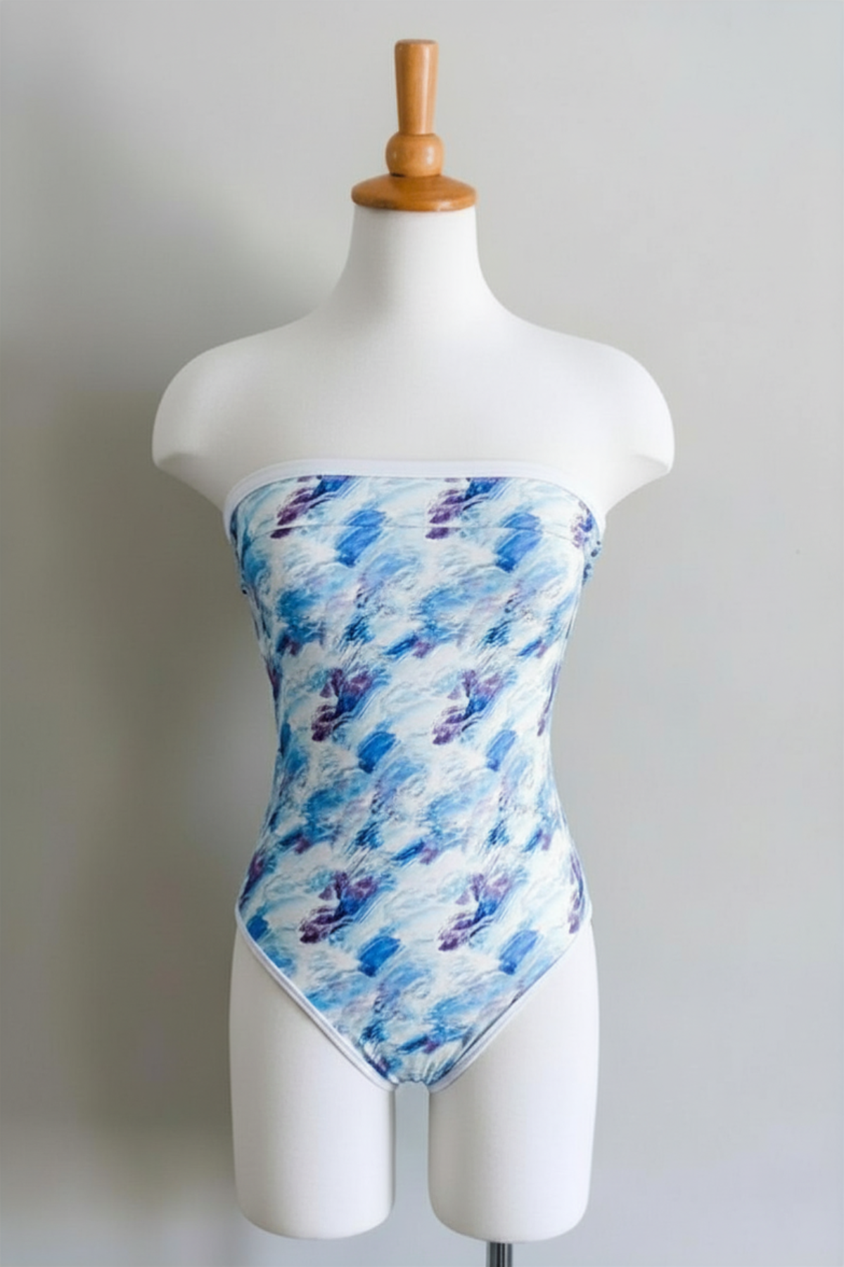 Flip Suit | Resort