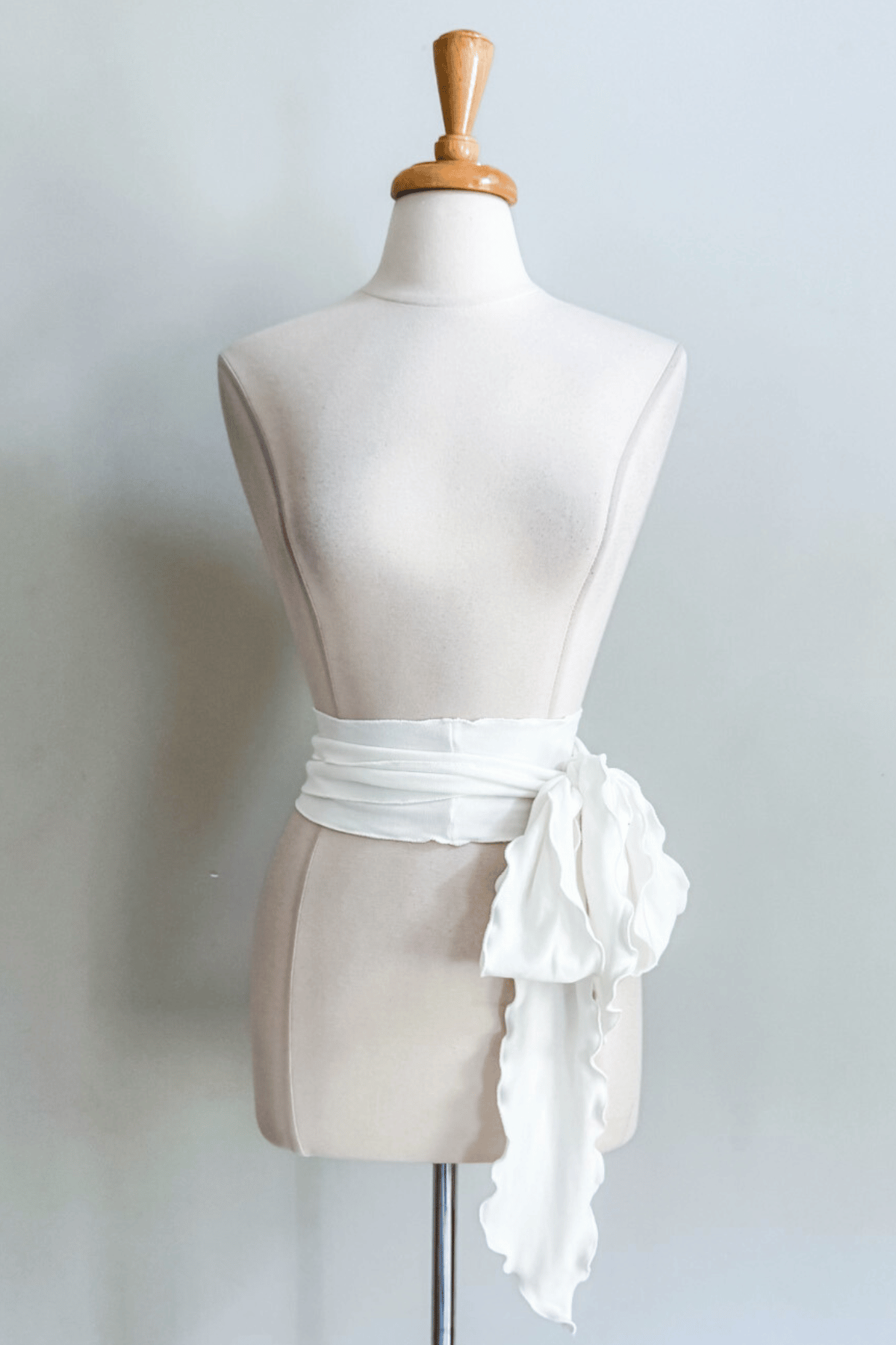 White Sash as a Belt from Diane Kroe