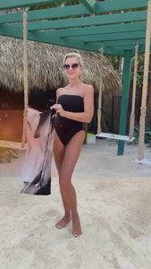 Ways to Wear the Oasis Sand Carry-on Cozy video