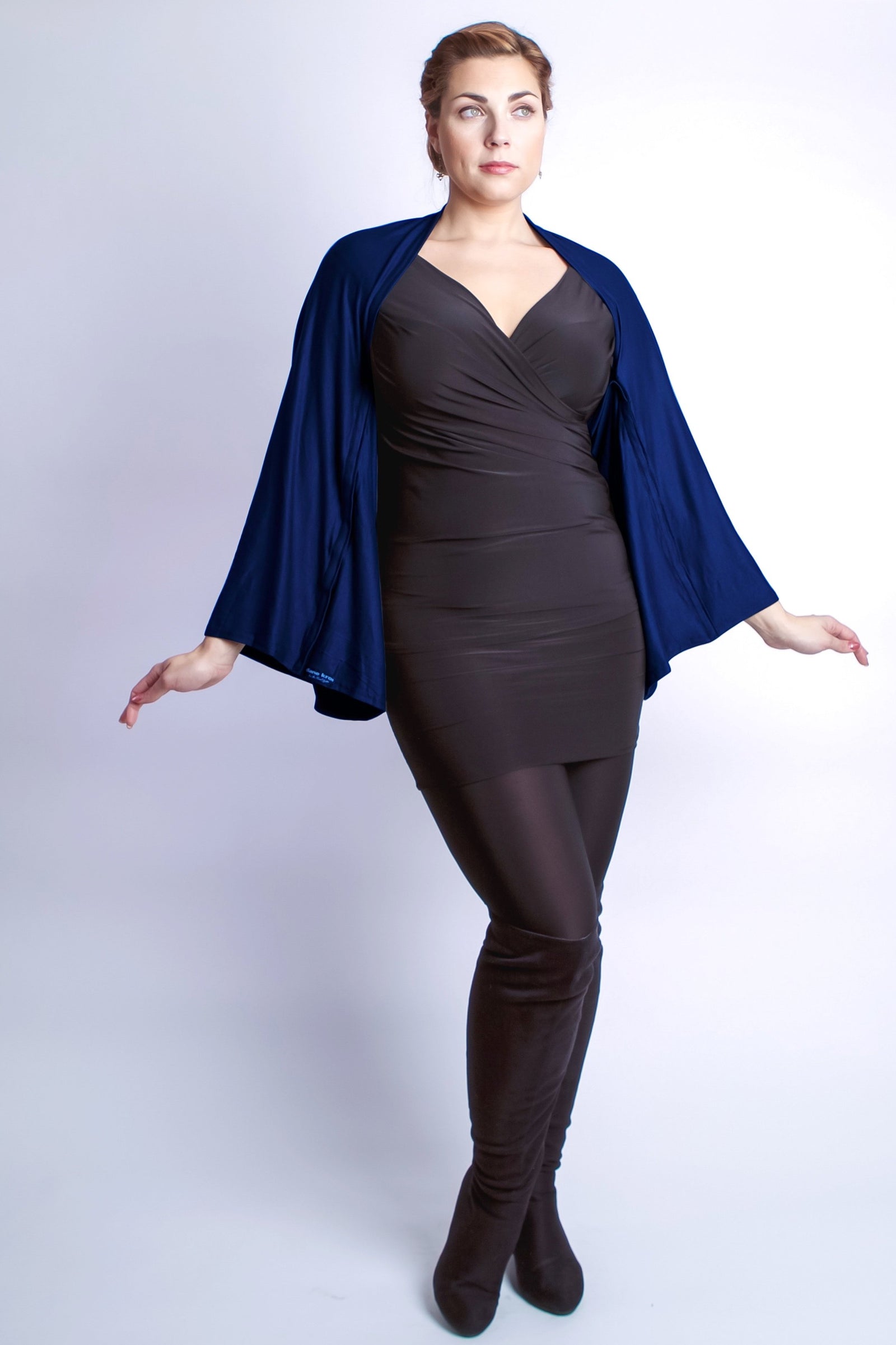 New Diane Kroe Carry-On Cozy Travel Scarf in Black