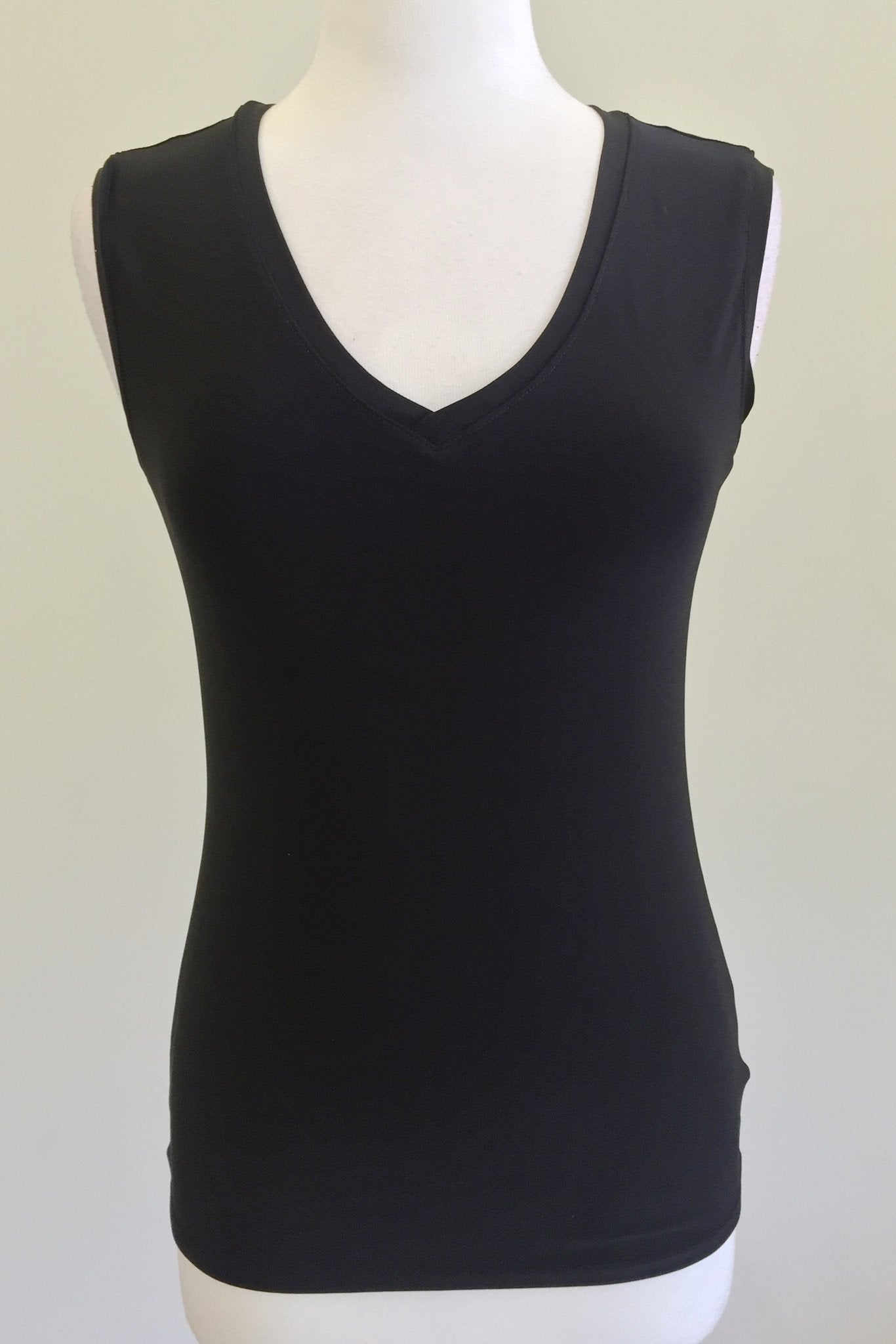  Convertible Cami Reversible Tank Top in Black