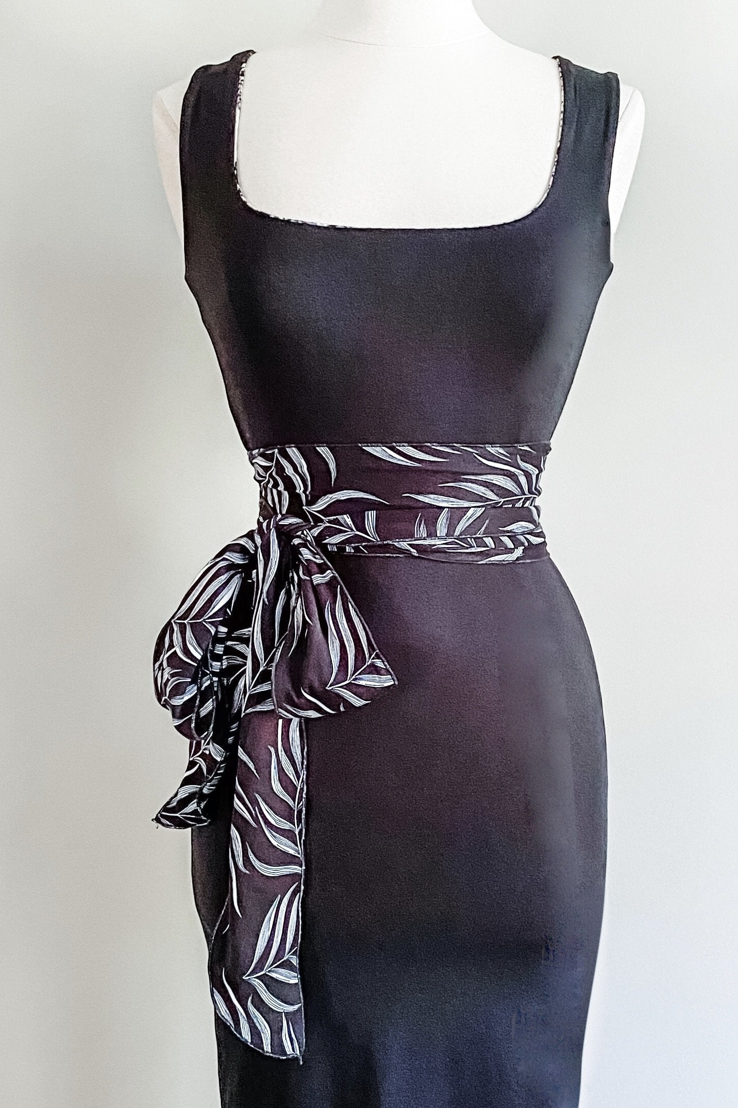 belt for cocktail dress TRiXY Women's Rhinestone Stretchy Sashes Dress Beltsfor Women Interlocking Stretch Sash Shiny Party Belt Elastic Waist Belt at Amazon Women's Clothing store