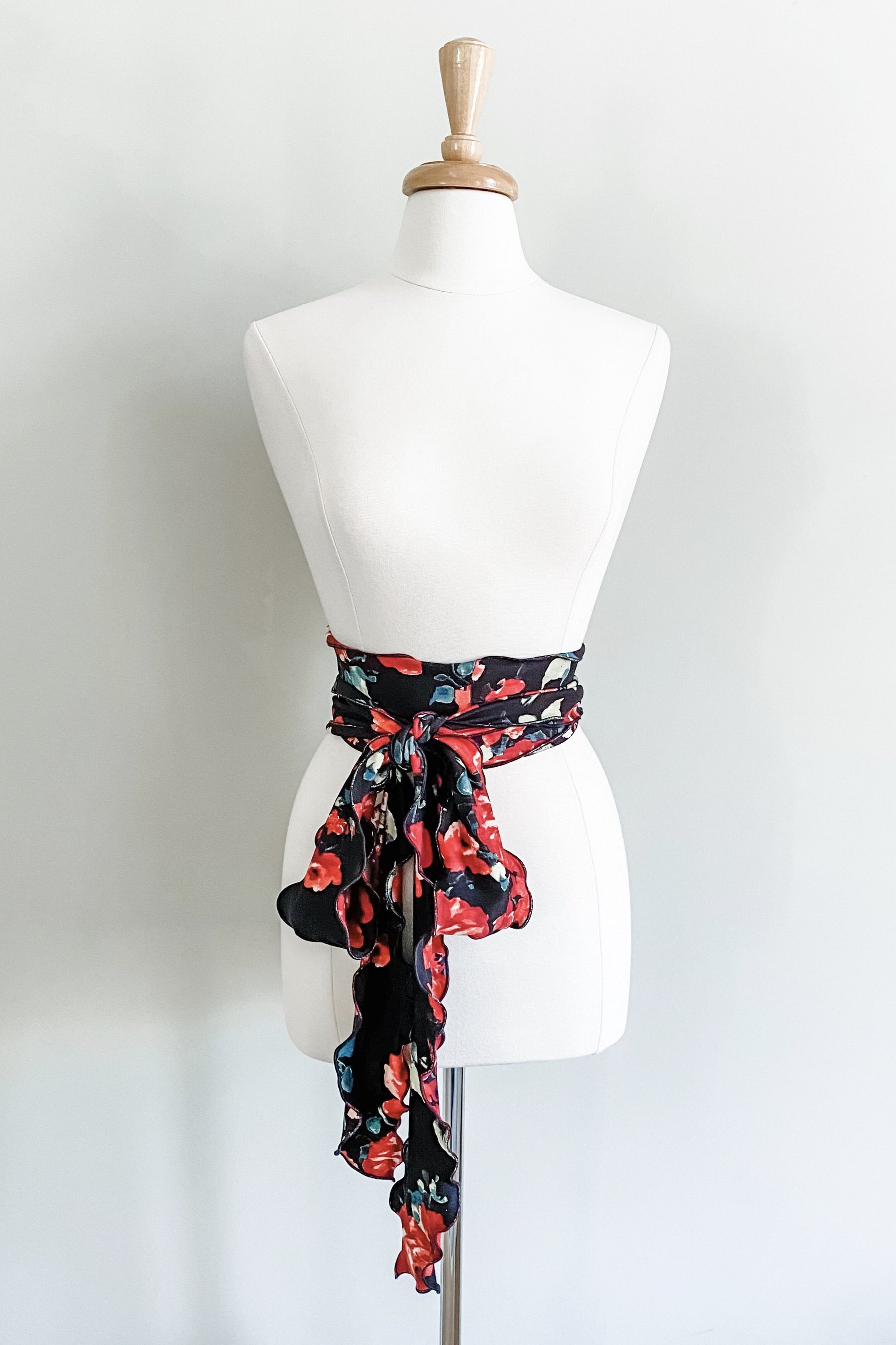 Diane Kroe - Scalloped Versatile Sash in Brushed Prints (Red Black Floral)