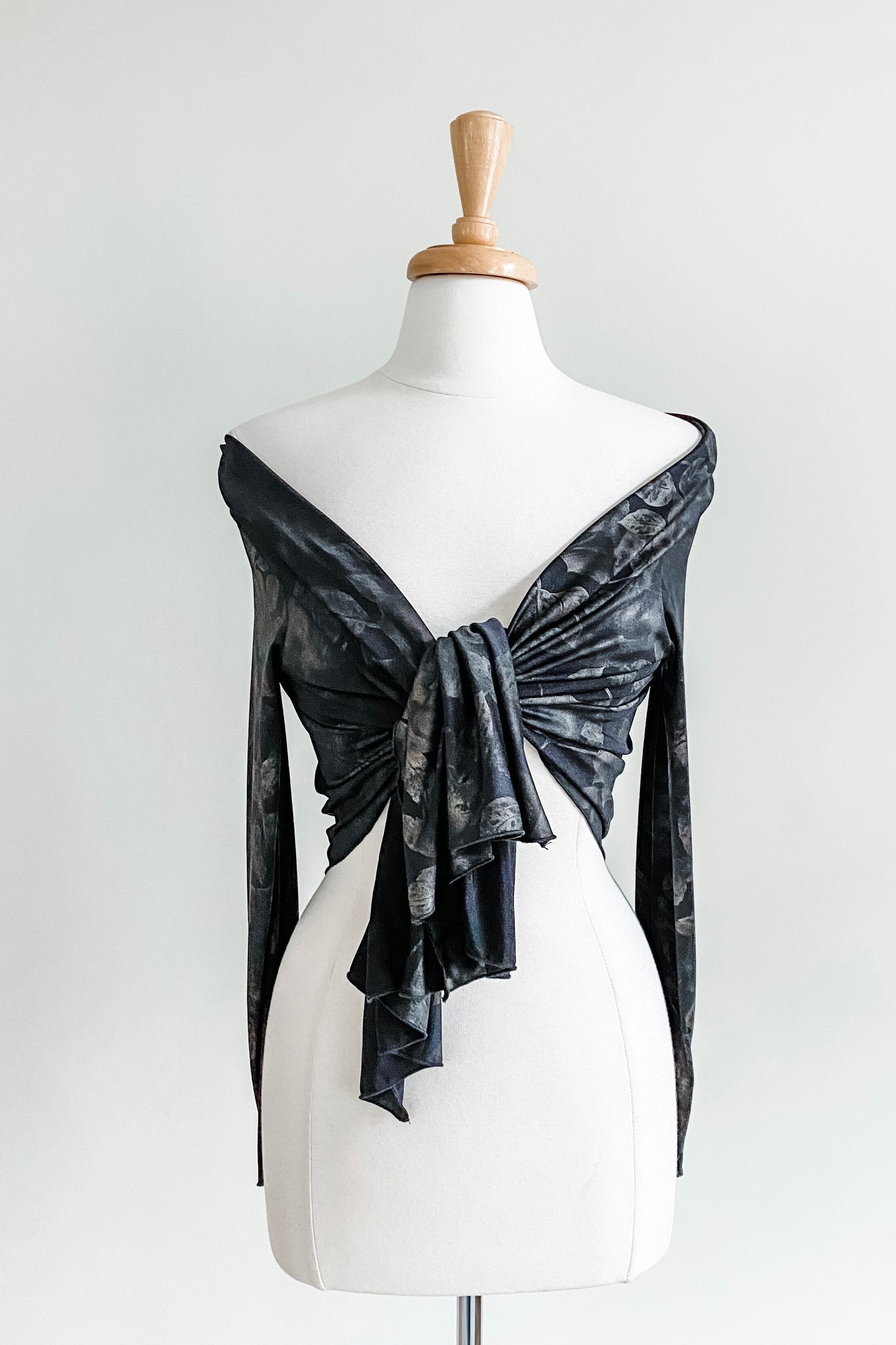 Kerchief Jacket in Foil Floral