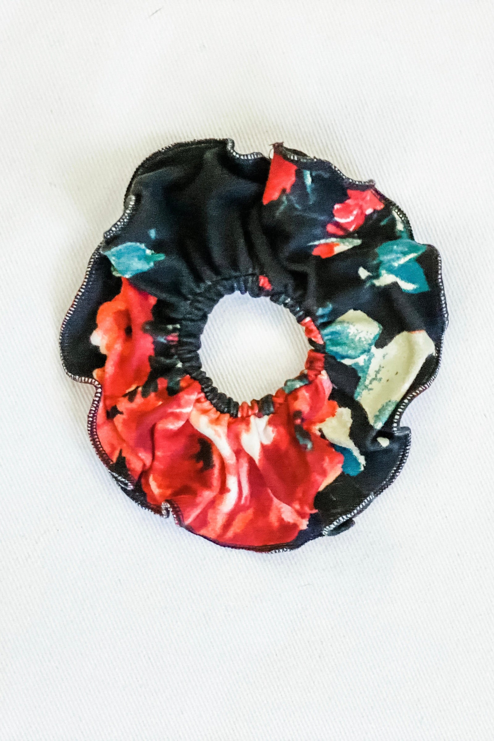 Diane Kroe - Scrunchies in Brushed Florals (Red Black Floral)