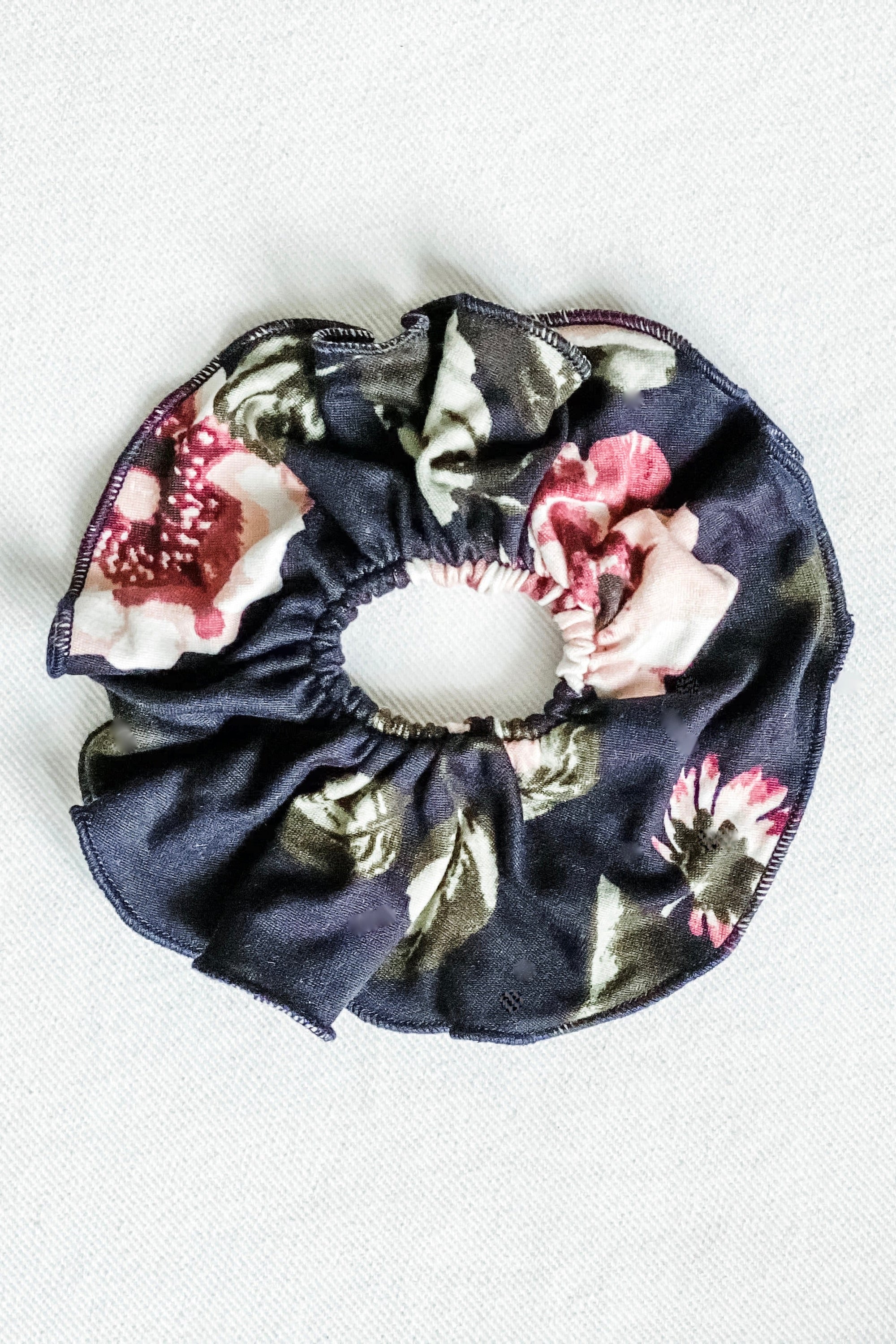 Diane Kroe - Scrunchies in Brushed Florals (Red Black Floral)