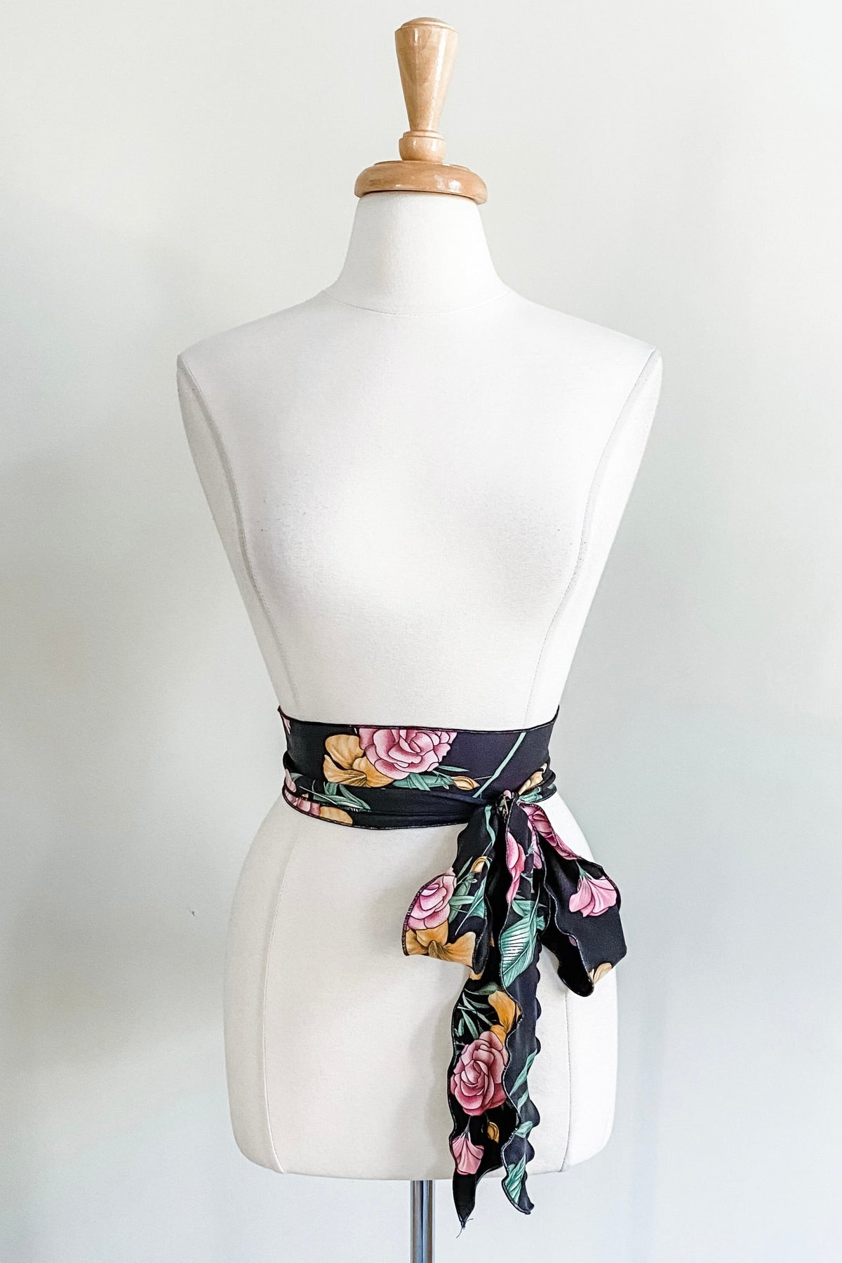 Diane Kroe Sash Belt (Tropical Flowers) - The Classic Capsule Collection